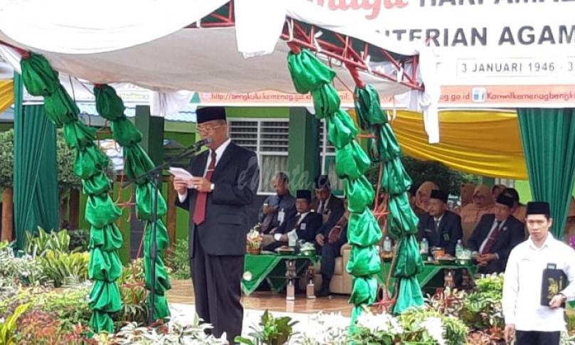 Kepala Kanwil Kemenag Bengkulu H Bustasar Irup upacara HAB ke-73