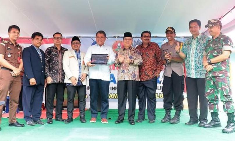 Menteri Kominfo RI berfoto bersama