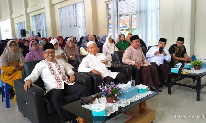 Segenap keluarga besar civitas IAIN Rejang Lebong hadiri peringatan Isra' Mi'raj