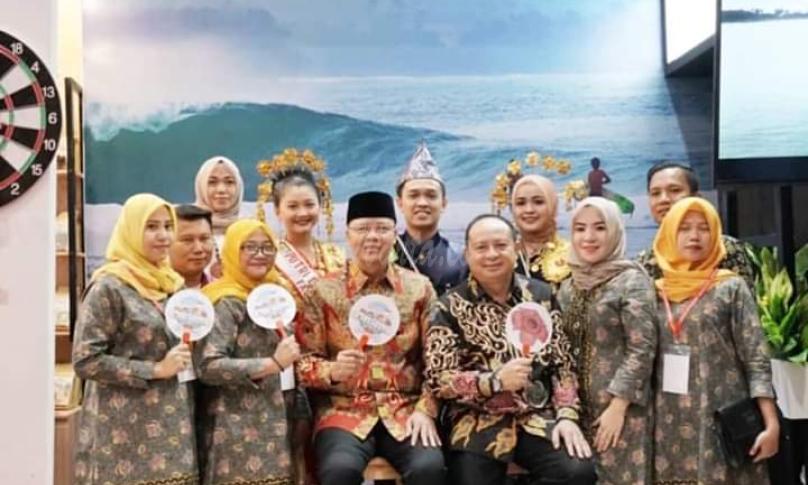 Gubernur Bengkulu Rohidin Mersyah, saat menghadiri Pameran Gebyar Wisata Budaya dan Nusantara (GWBN) 2019, di Jakarta Convention Center, Jakarta, (27/06).
