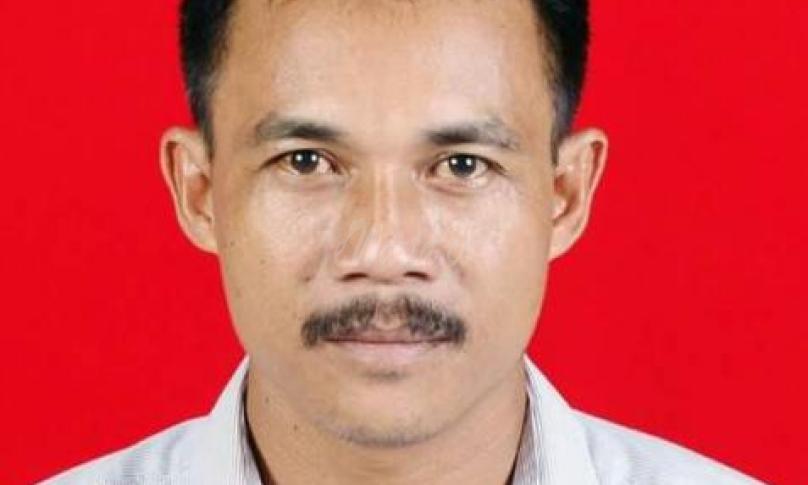 Yunus Hibur, M. Si, almarhum
