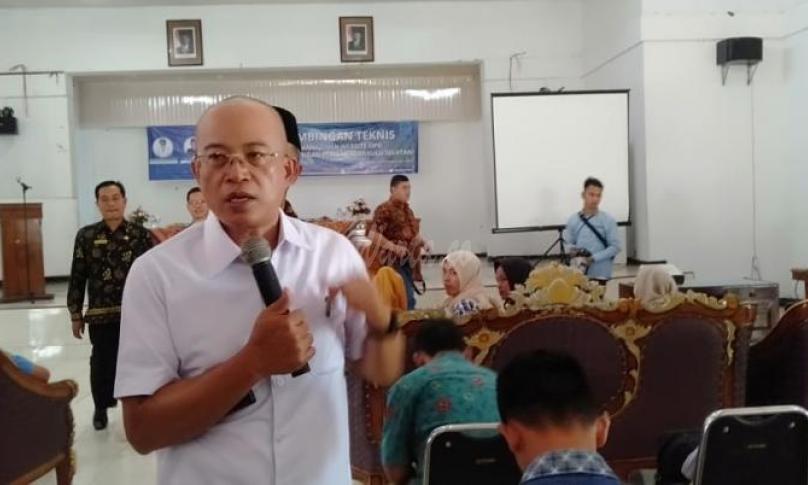 Bupati Bengkulu Selatan, Gusnan Mulyadi saat membuka bimbingan teknis managemen website OPD, Kamis (11/7/2019)