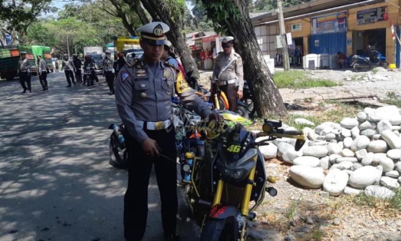 Kasat Lantas Polres Lutra, AKP Mustari