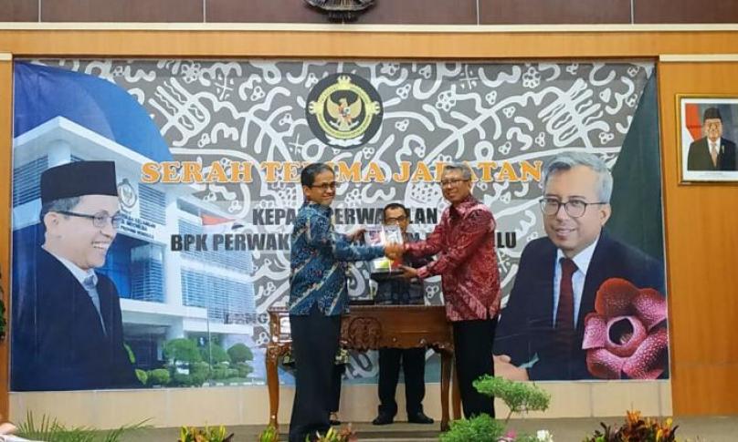 serah terima jabatan Kepala Perwakilan, antara Arif Agus (Kepala perwakilan BPK perwakilan Bengkulu lama) pindah ke BPK perwakilan Aceh dan Aryo Seto Bomantari (Kepala perwakilan BPK perwakilan Bengkulu baru) yang sebelumnya menjabat sebagai Pelaksana Tugas BPK perwakilan DKI Jakarta. Acara Sertijab, dilakukan di Auditorium BPK perwakilan Bengkulu, Jumat(6/9)