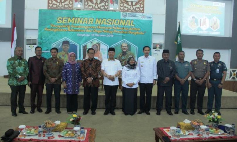 Seminar Nasional Perspektif Pembangunan Ekonomi Kelautan Dalam Peningkatan Kekuatan dan Daya Saing Provinsi Bengkulu, di Gedung Serba Guna (GSG) Provinsi Bengkulu, Rabu (16/10).