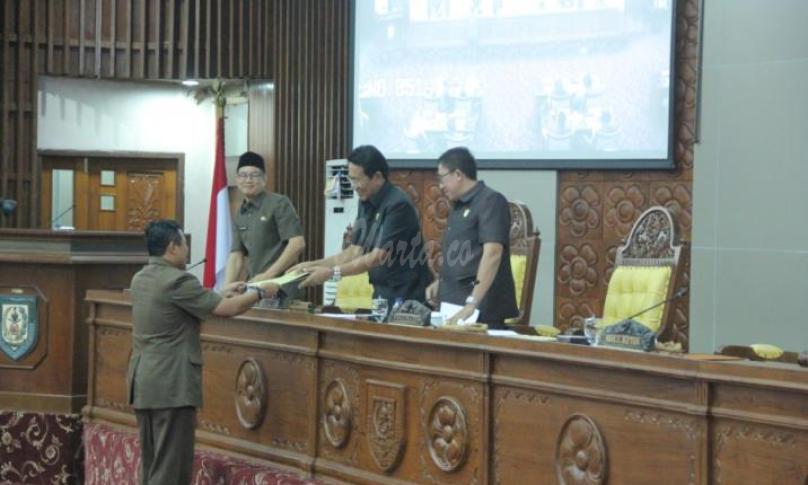 Panitia Kerja serahkan Tatib dan Kode Etik ke Pimpinan DPRD provinsi Bengkulu