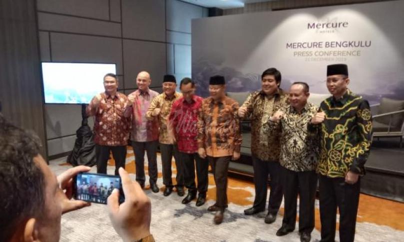 Gubernur Bengkulu (Dr. H. Rohidin Mersyah) hadiri launching Mercure Hotel, (21/12)