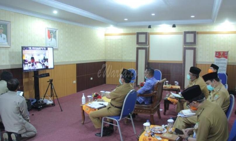 Hal ini disampaikan Asisten Perdata dan Tata Usaha Negara (Asdatun) Kejati Bengkulu Setyo Pranoto saat vicon Rapat pertama Gugus Tugas Covid-19, Selasa (14/4).
