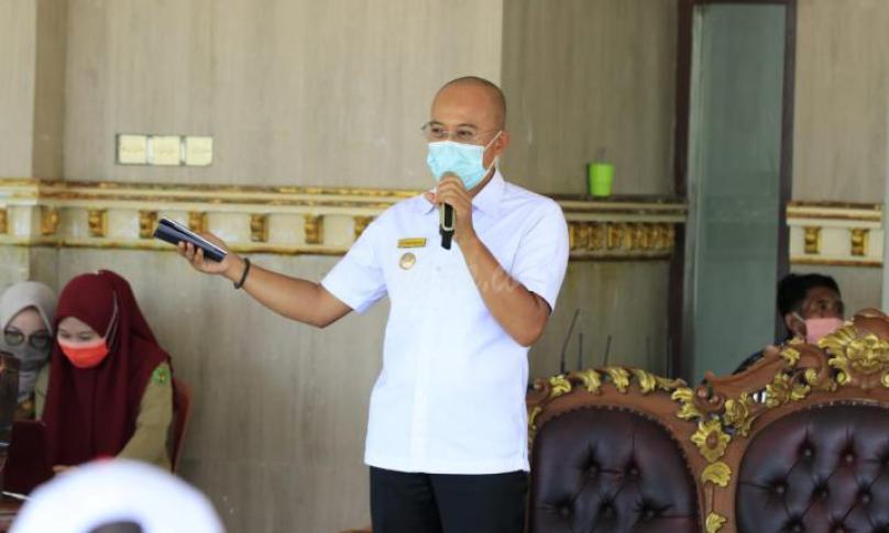 Bupati Bengkulu Selatan, Gusnan Mulyadi.