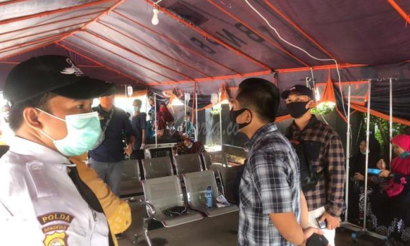 Polres bantu proses  evakuasi