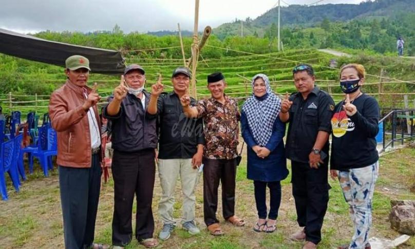 Para mantan Kepala Desa dan Tokoh Masyarakat