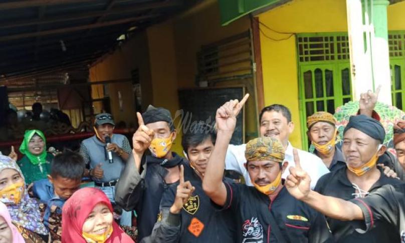 Muslihan saat menyapa warga masyarakat Kelurahan Muara Dua Kecamatan Kampung Melayu Kota Bengkulu, Minggu, (15/11/2020).