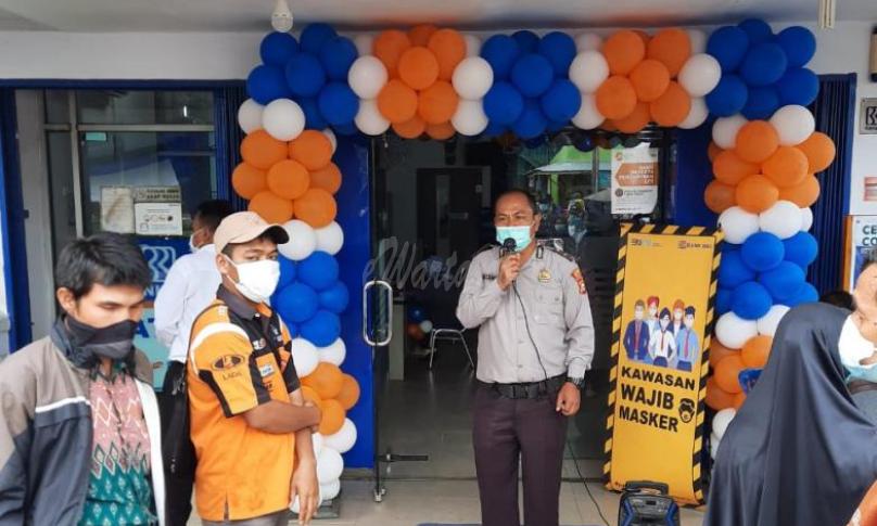 Antrian Pengambilan BPUM Bank BRI Seluma Dibubarkan Polisi