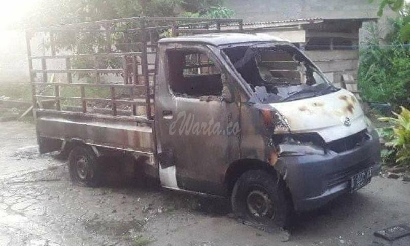 Dua Mobil Tim BISA di Kecamatan Bone-Bone Dibakar