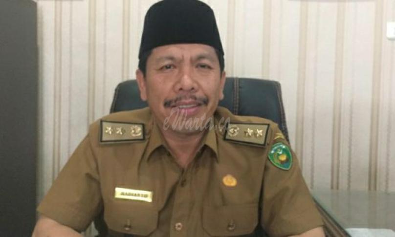 Kepala Bapenda Hadianto saat diwawancara