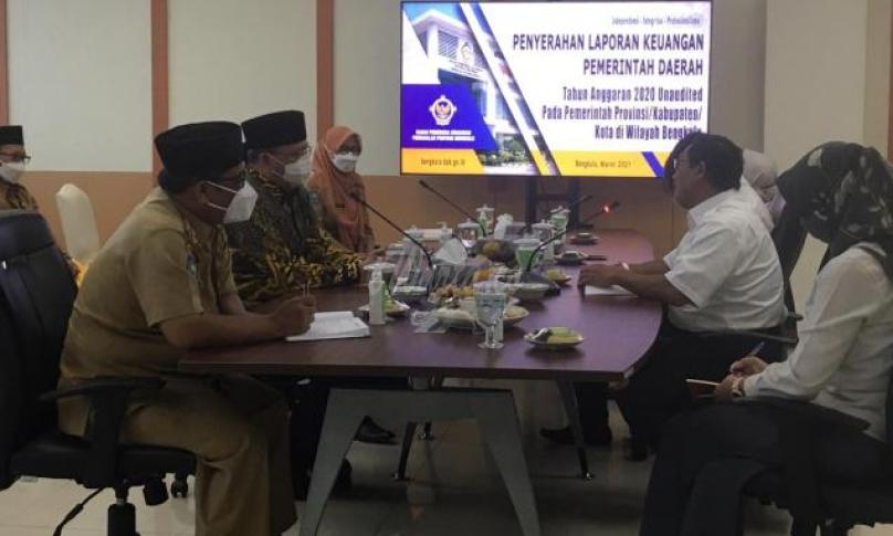 Pemprov Bengkulu Serahkan LKPD 2020 ke BPK RI