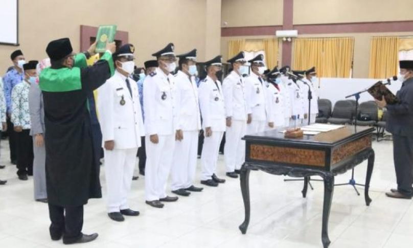 Puluhan Pejabat Eselon III dan IV Kota Bengkulu Dimutasi