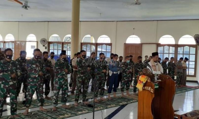 Lanal Bengkulu Gelar Salat Gaib bagi KRI Nanggala 402