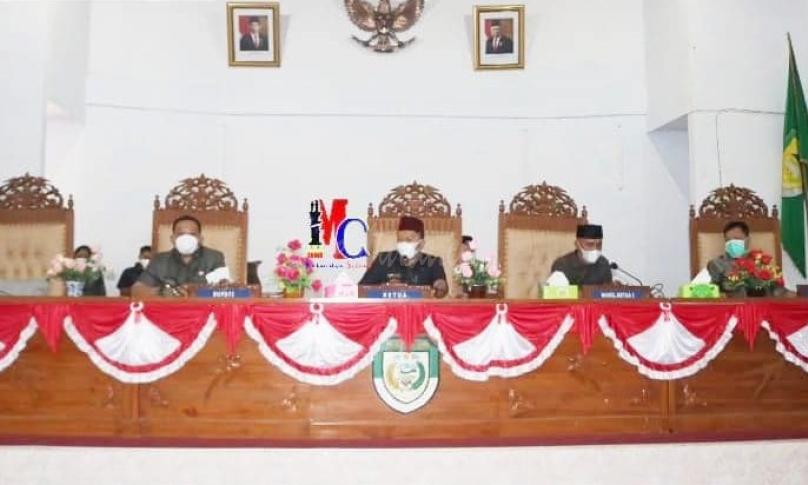 DPRD Seluma Gelar Paripurna Penyampaian Jawaban Bupati atas Tiga Raperda. Foto: Kominfo