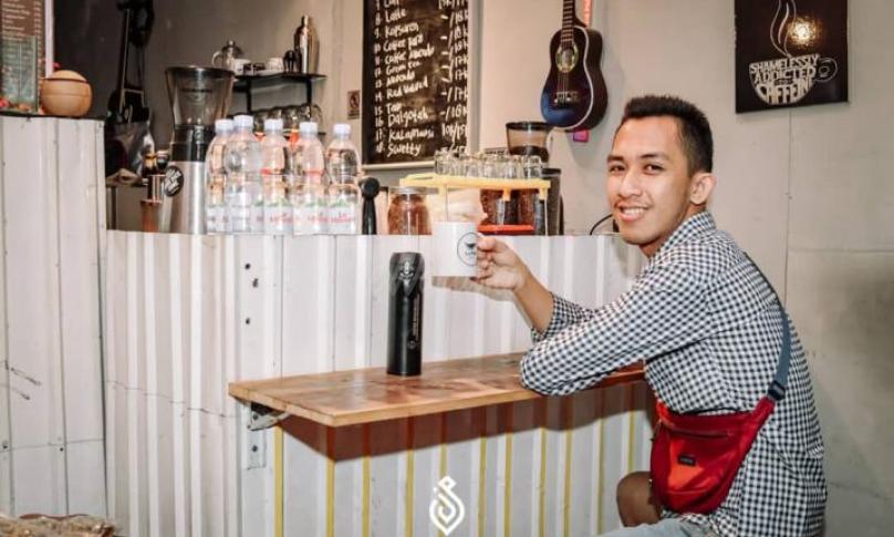 Lupo Coffee, Coffee Shop Mini dengan Konsep Industri Kreatif