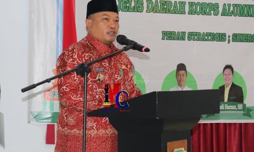 Bupati Seluma Erwin Octavian, S.E.