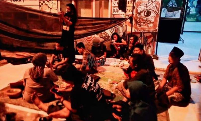 Hari Kedua Pameran Lukisan Karya Hartono Masih Jadi Lirikan Warga Kendal