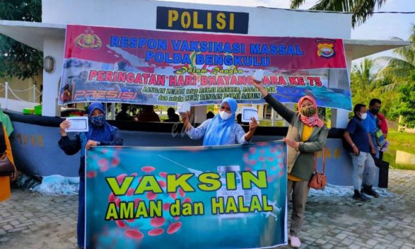 Polisi Gelar Vaksin Masal Gratis, Ada Hadiah untuk Pendaftar Pertama