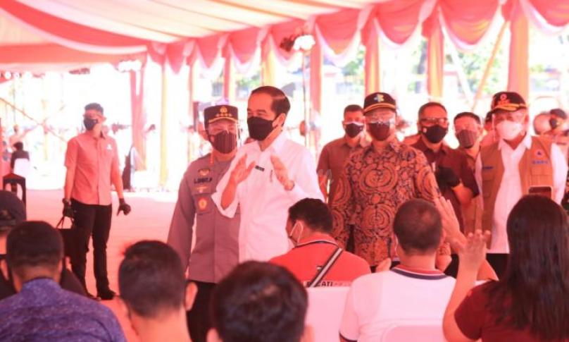 Lewat Vaksinasi Massal, Kapolri Targetkan 1.258.556 Orang Divaksin Hari Ini  