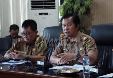 Sekda Bengkulu Selatan, Yudi Satria, MM saat memimpin rapat 