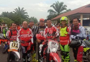 Kapolda Bengkulu Brigjen Pol Drs. Supratman, MH bersana Bupati Bengkulu Selatan Adventure Traill