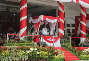 Gubernur Bengkulu (Dr. H. Rohidin Mersyah) Irup Upacara HUT RI ke- 74