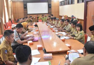Rapat pemantapan sambut Peringati hari pahlawan, Senin (04/11).