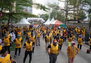 Semaraknya Car Free Day, Pemerintah Provinsi Bengkulu berkerjasama dengan Pemprov DKI Jakarta melaunching Batavia Bencoolen Coffee, sebuah brand kopi kolaborasi antara Bengkulu dan Jakarta, masyarakat dapat langsung mencicipi kopi Bengkulu pada stand yang tersedia.