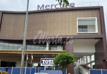 Tampilan Hotel Mercure di Jl Tanah Patah Kota Bengkulu.