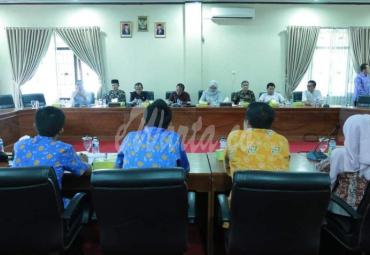 Komisi II DPRD Kota Bengkulu gelar Hearing bersama sikapi keluhan warga tentang limbah ipal RSHD.