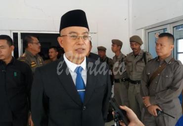 Gusnan Mulyadi, Bupati Bengkulu Selatan.