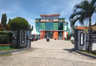 Megah, Gedung Bank Bengkulu Tais Seluma, Bengkulu.