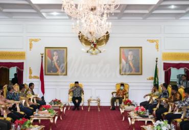 Hal ini diperkuat oleh Kepala OJK Provinsi Bengkulu Yusri, relaksasi pembiayaan itu diterapkan dalam 6 Butir Peraturan OJK tersebut.