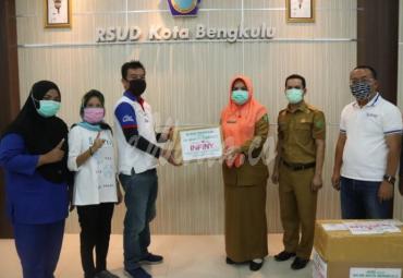 Bantuan itu diterima langsung oleh dr. Lista.