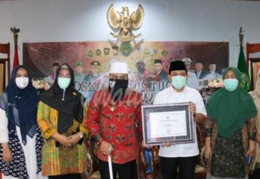 Kota Bengkulu menjadi salah satu kota di Indonesia yang mendapat sertifikat eliminasi malaria dari Menteri Kesehatan RI Letjen TNI (Purn) Dr. dr. Terawan Agus Putranto, Sp, Jumat (1/5/20).