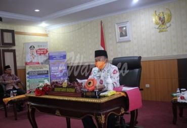 Sekda provinsi Bengkulu, Hamka Sabri saat mengikuti Virtual Meeting ini digelar KNIU  (Komisi Nasional Indonesia untuk UNESCO) yang diikuti Dirjen Kemenlhk RI, Kepala Balai Besar TNKS dan TNBBS serta Kepala DLHK Provinsi Bengkulu. 