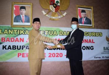 Bupati Rejang Lebong, H. Ahmad Hijazi, SH. M.SI Lantik Pengurus BAZNAS Kabupaten Rejang Lebong Priode 2020-2025
