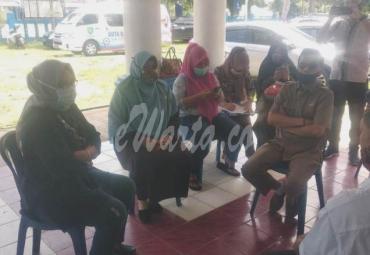 Sidak Kantor Camat Ratu Agung