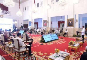 Sidang kabinet paripurna yang digelar di Istana Negara, Jakarta, Senin (02/11/2020).