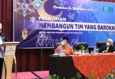 Pelatihan Membangun Tim yang Barokah (PMTB) Ke-3, Kamis (1/4/2021) di hotel Santika.