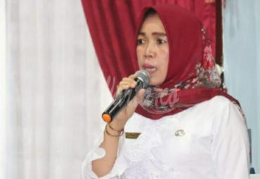 Kadis Perindag Dewi Dharma