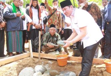 Pemprov Siap Bantu Pembangunan Pondok Pesantren Al-Fattah Nailul Anwar