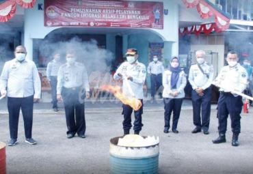 Arsip Pelayanan Kantor Imigrasi Bengkulu Dimusnahkan
