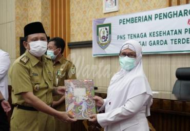 Nakes Pelayan Pasien Covid-19 Provinsi Bengkulu dapat Kenaikan Pangkat