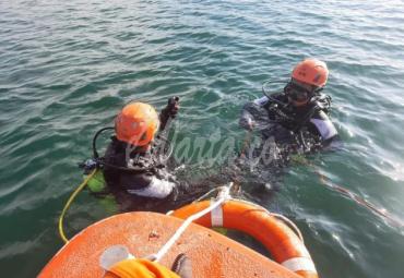 Perahu Pemancing Kota Bengkulu Terbalik, Satu Selamat